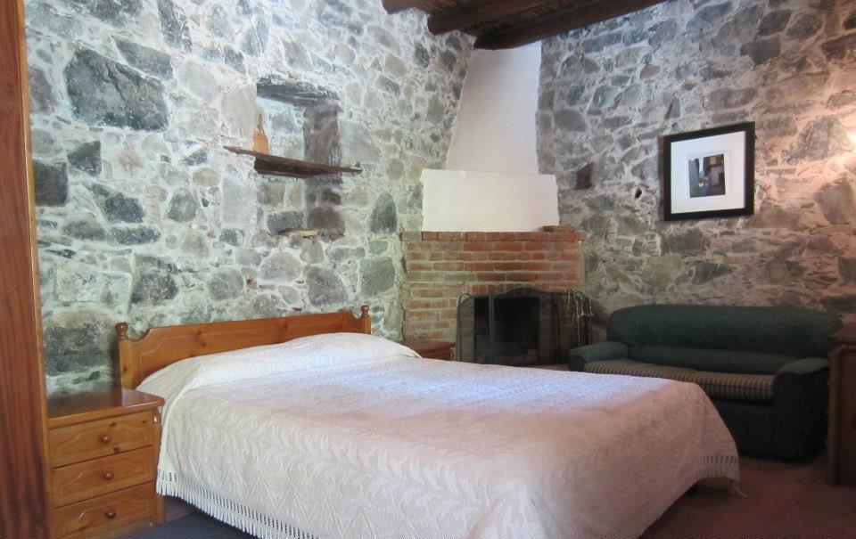 Гостевой дом Ayios Andronikos Agrotourism House Калопанайотис Экстерьер фото